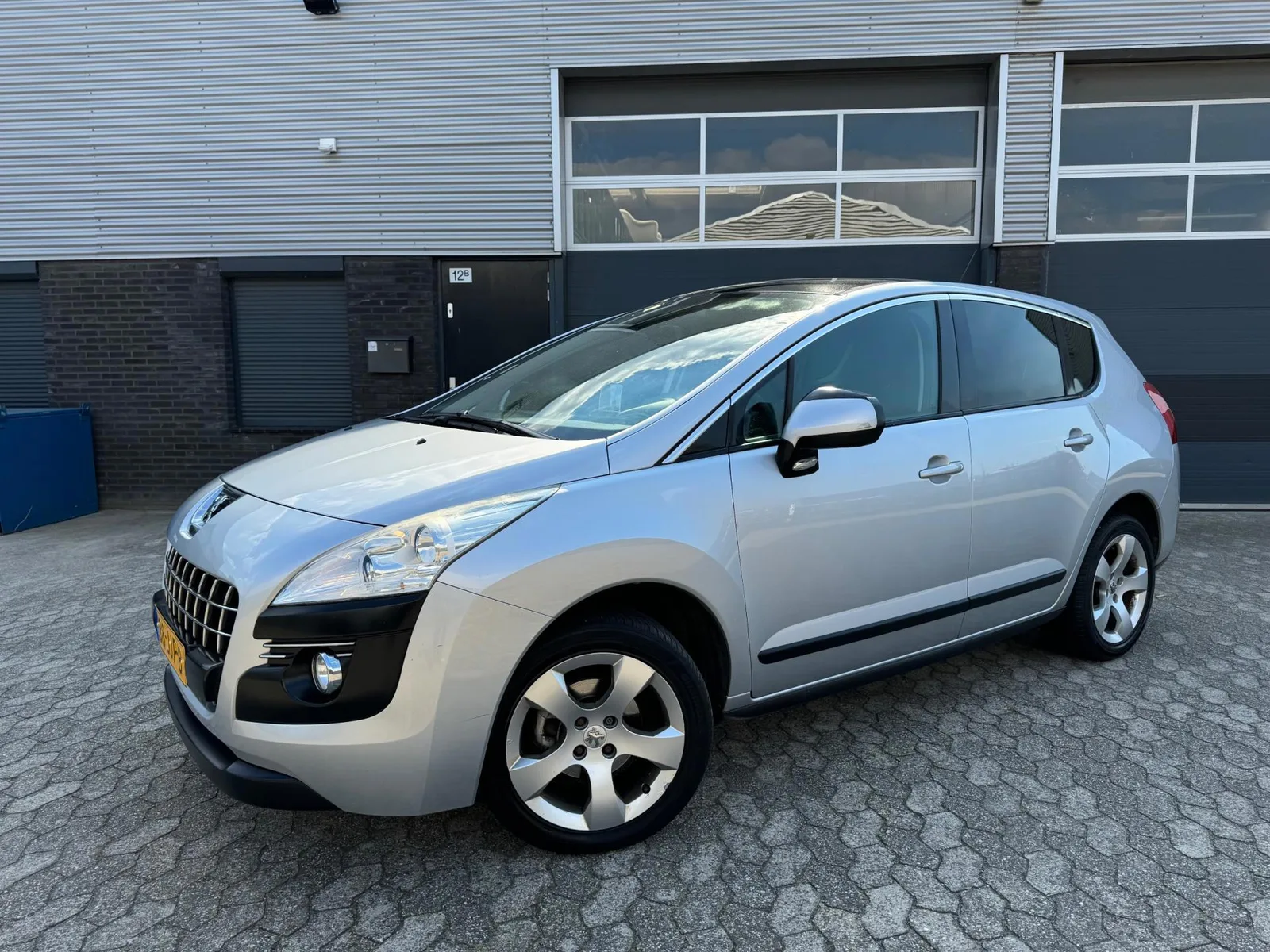 Peugeot 3008 (2009) — foto 1