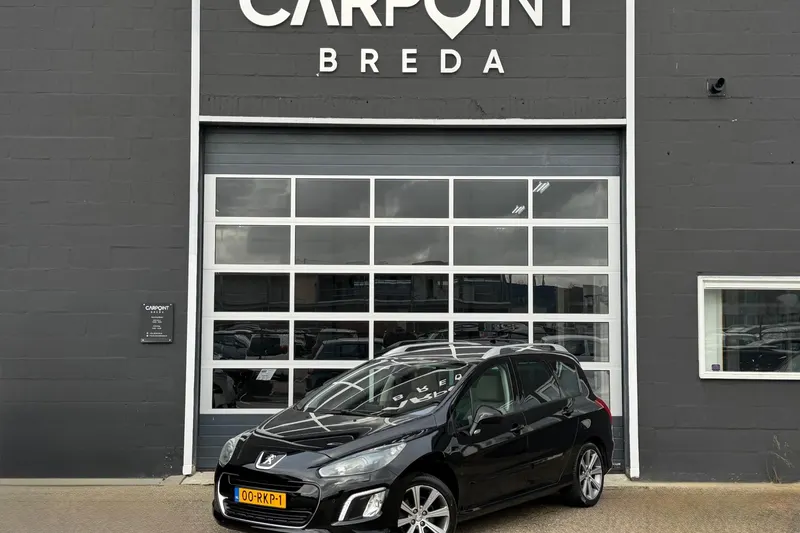 Peugeot 308 (2011)