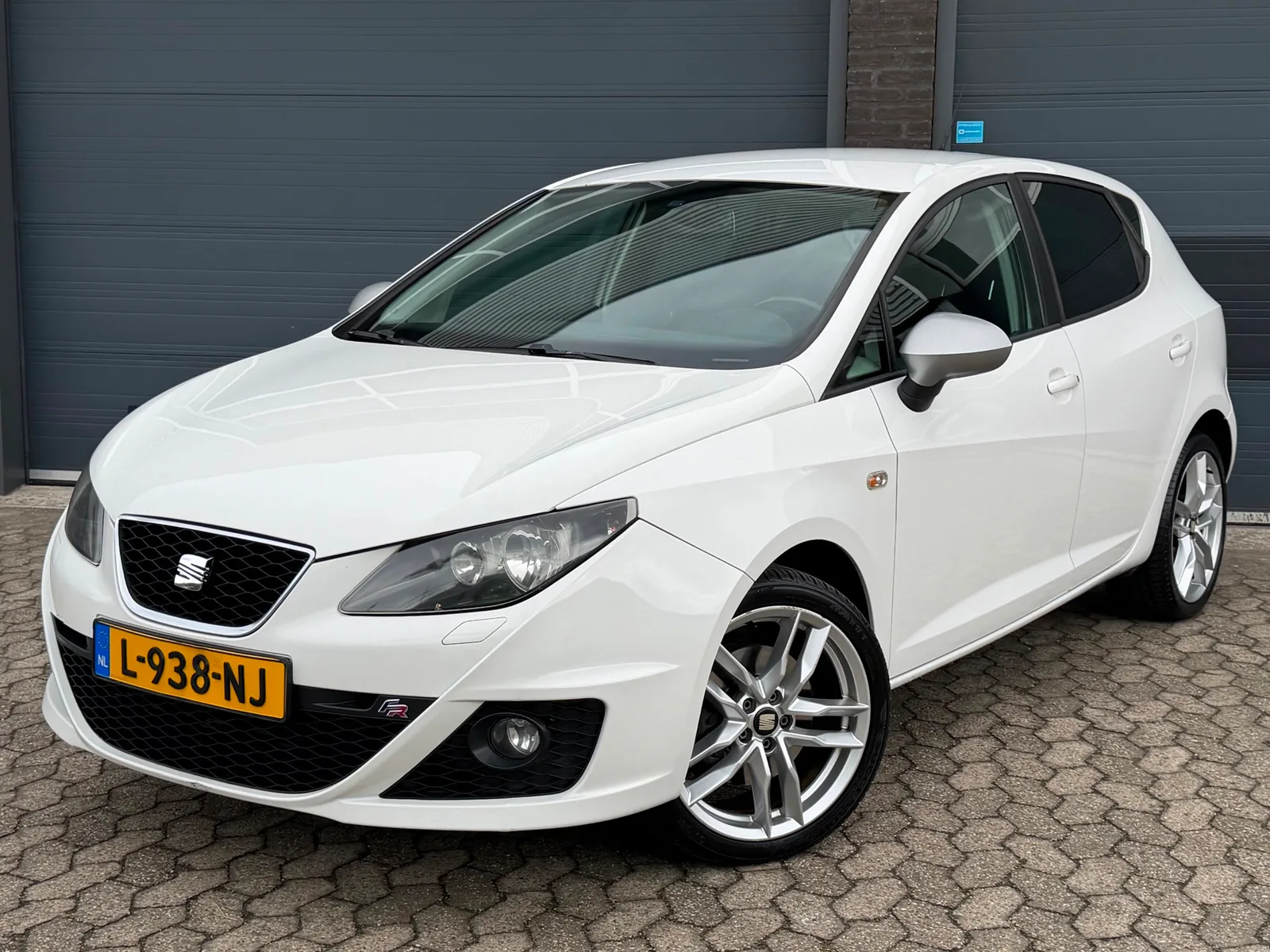 SEAT Ibiza (2012) — foto 1