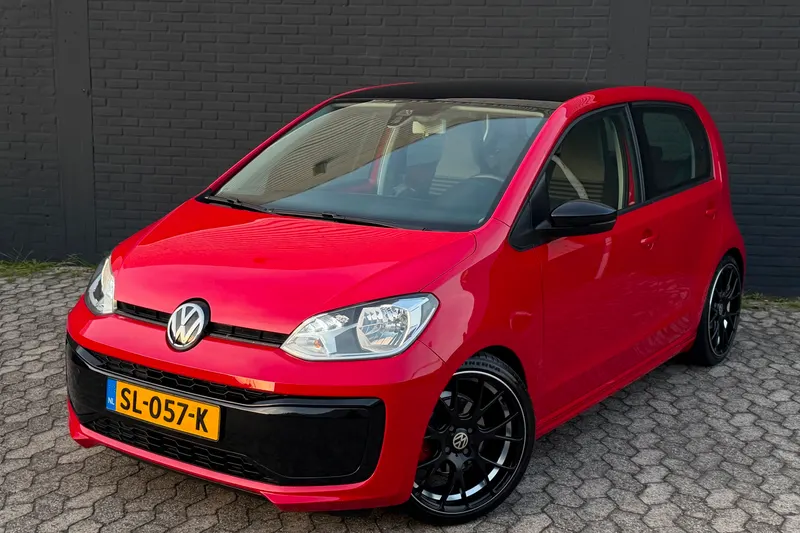 Volkswagen Up! (2018)