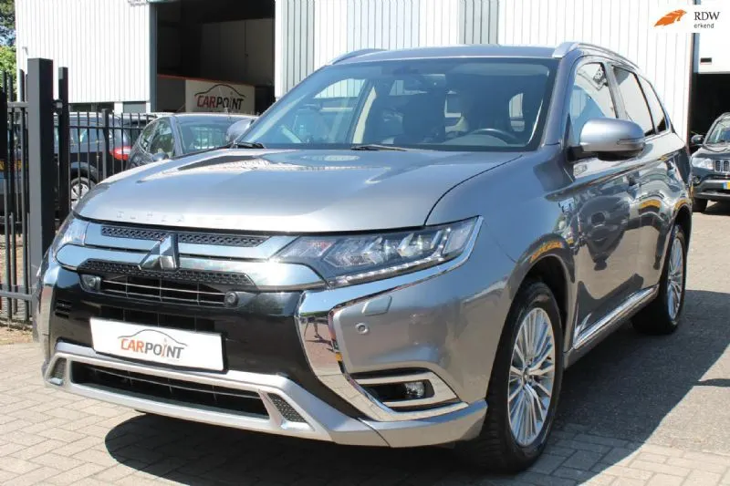 Mitsubishi Outlander (2019)