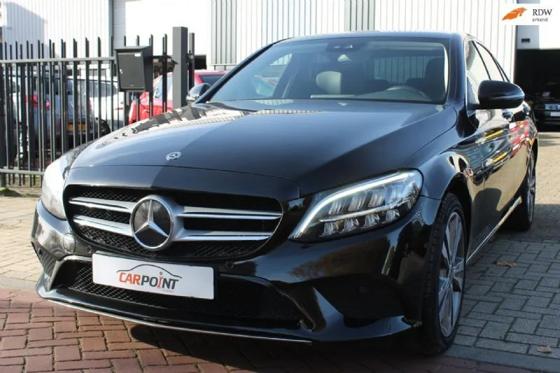 Mercedes-Benz C-Klasse (2021) — foto 1