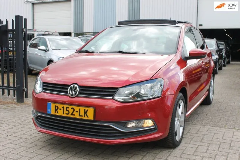 Volkswagen Polo (2014) — foto 1