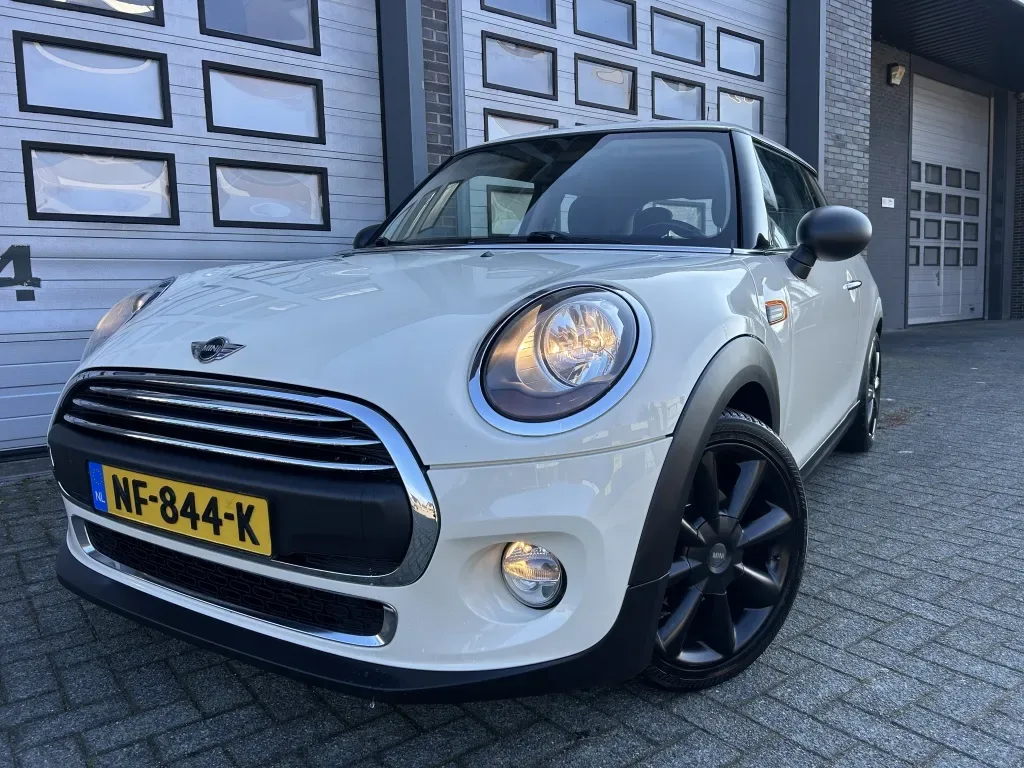 MINI One (2017) — foto 1