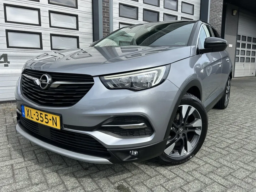 Opel Grandland (2019) — foto 1