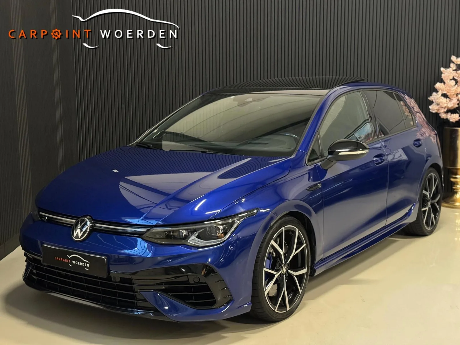 Volkswagen Golf (2021) — foto 1