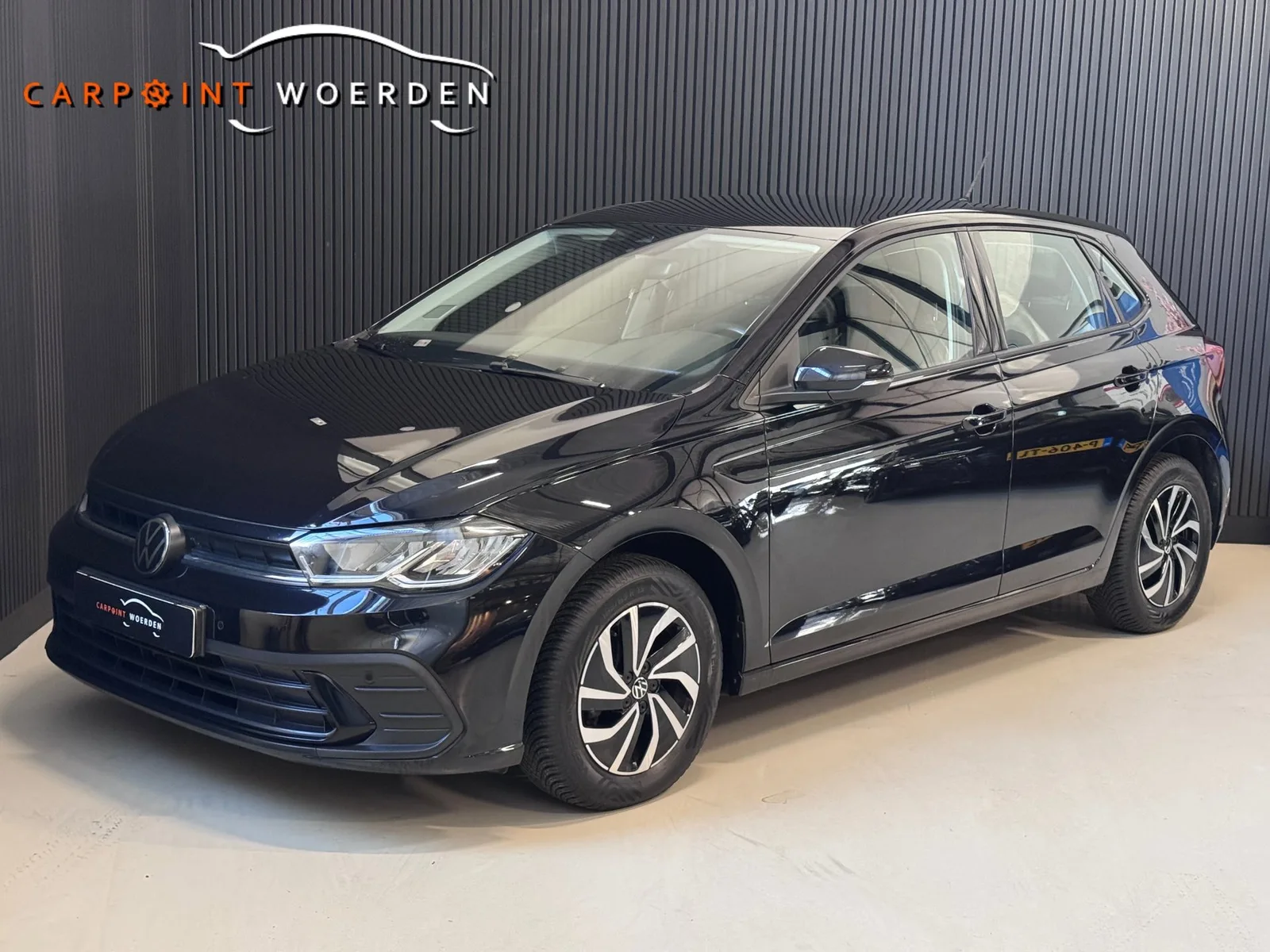 Volkswagen Polo (2023) — foto 1