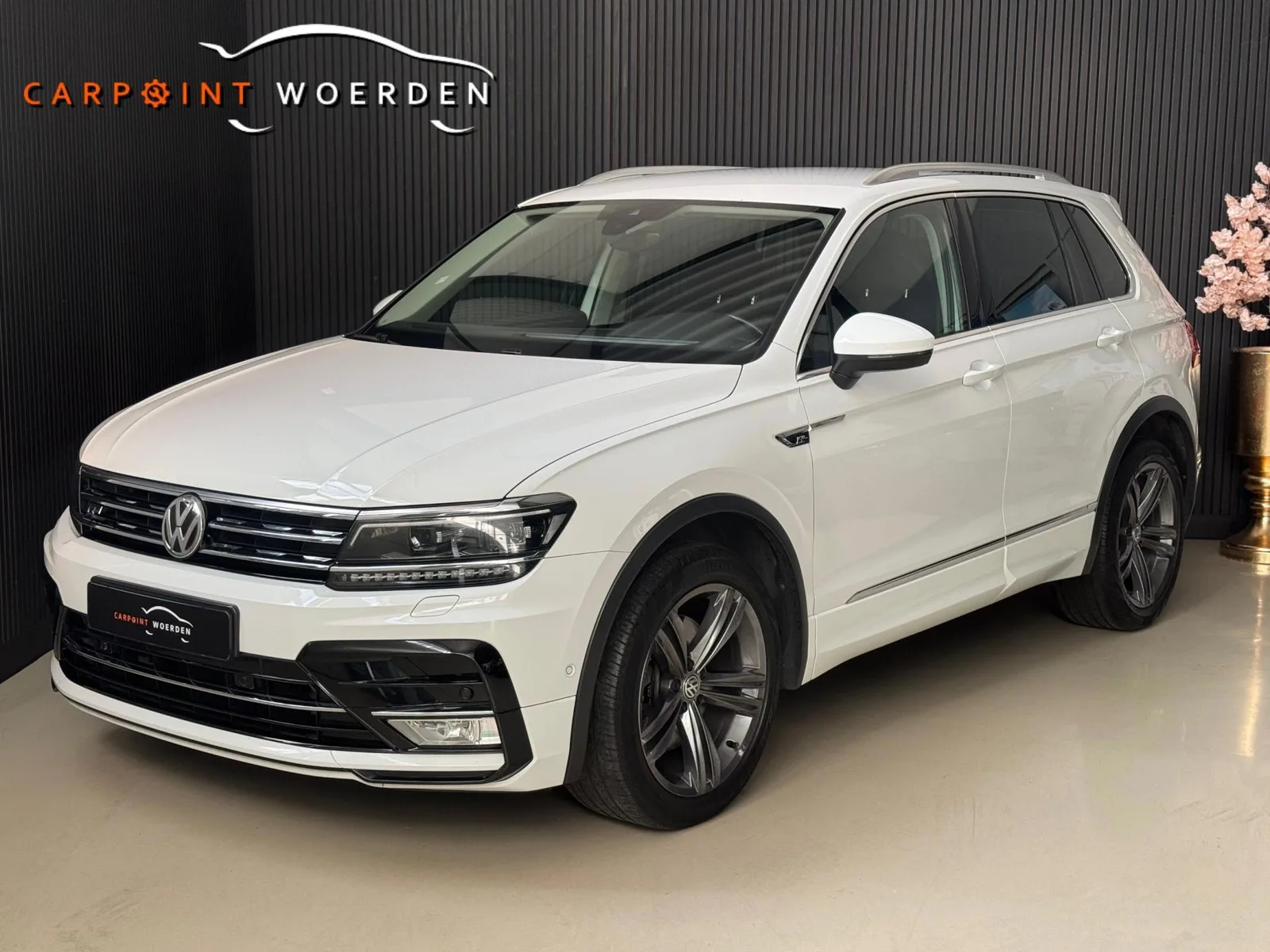 Volkswagen Tiguan (2017) — foto 1