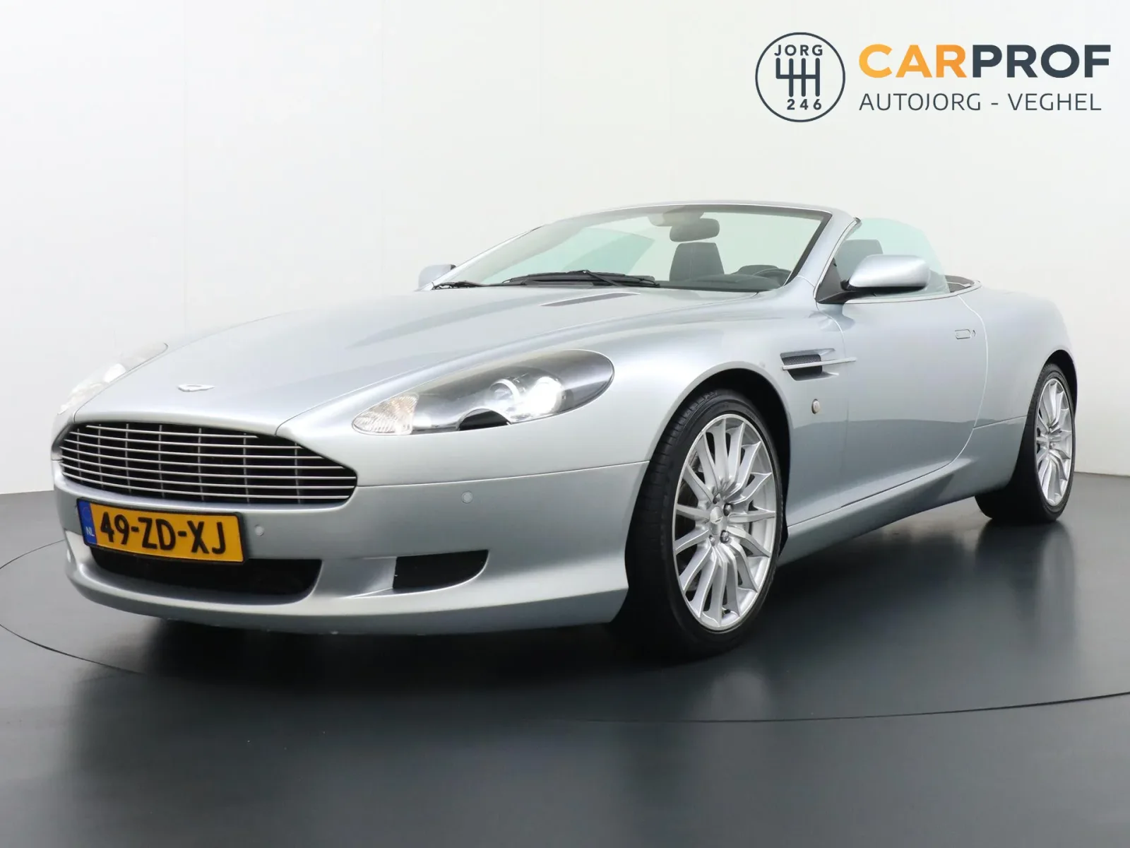 Aston Martin DB9 Volante (2008) — foto 1