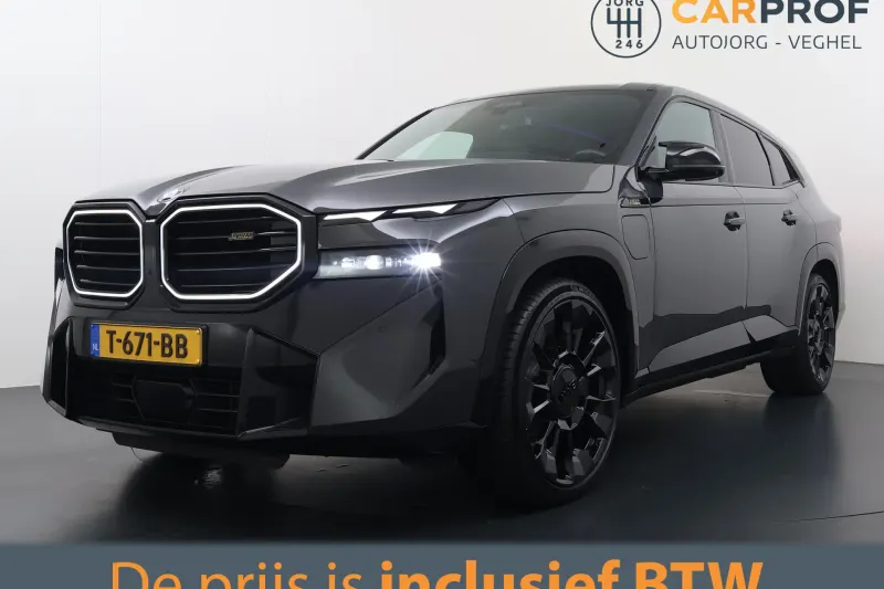 BMW XM (2023)