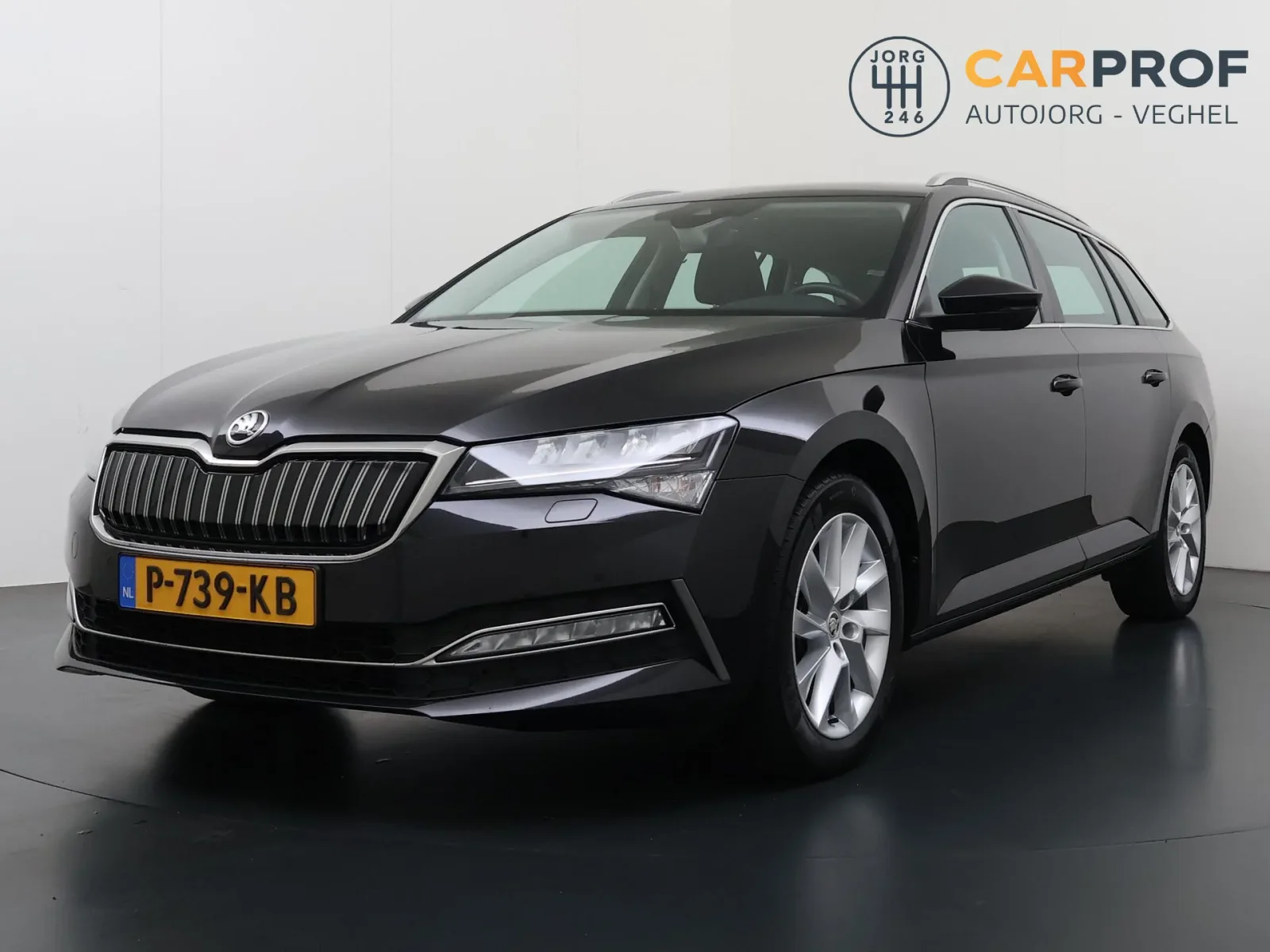 Škoda Superb (2022) — foto 1