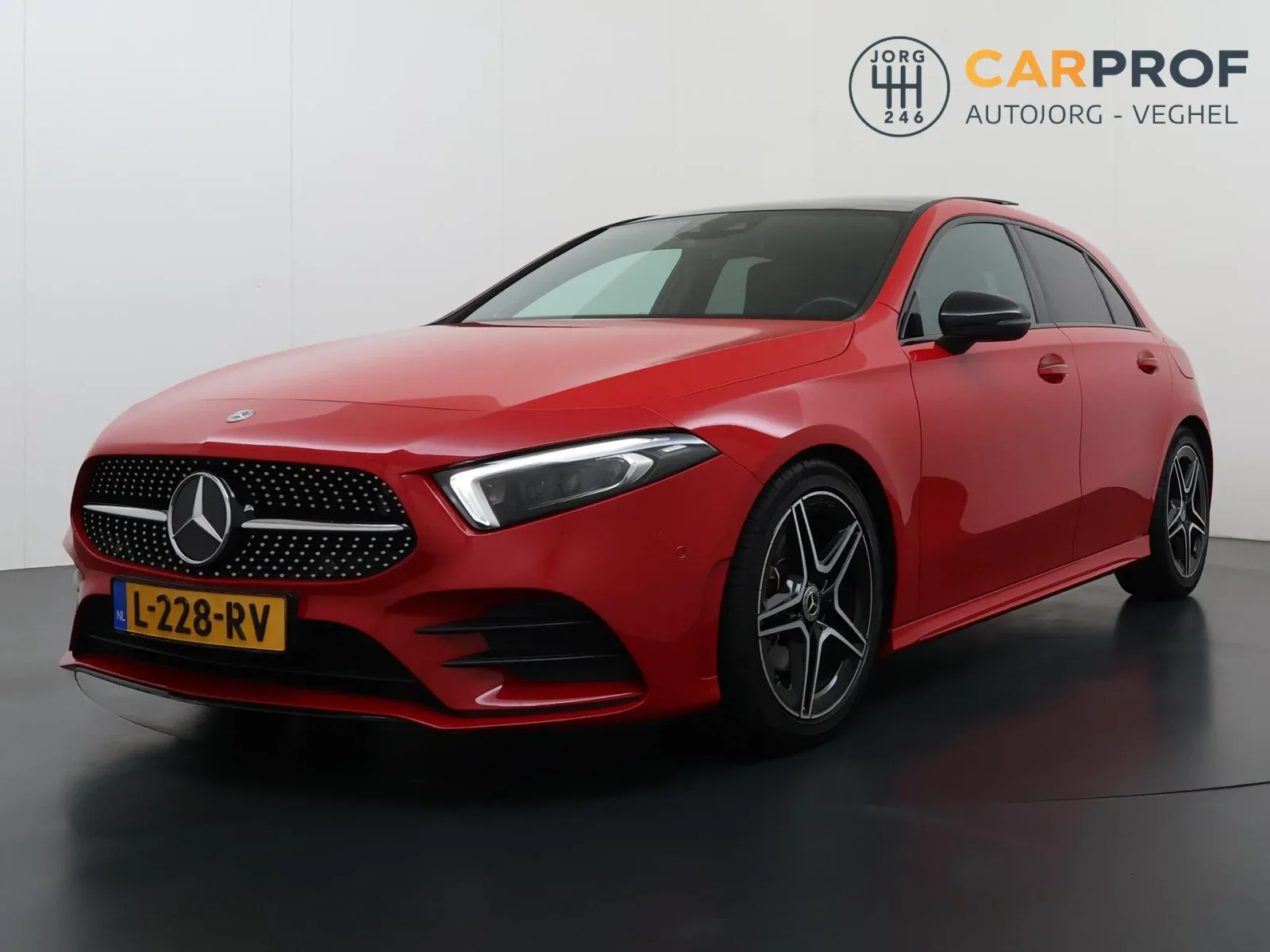Mercedes-Benz A-Klasse (2018) — foto 1