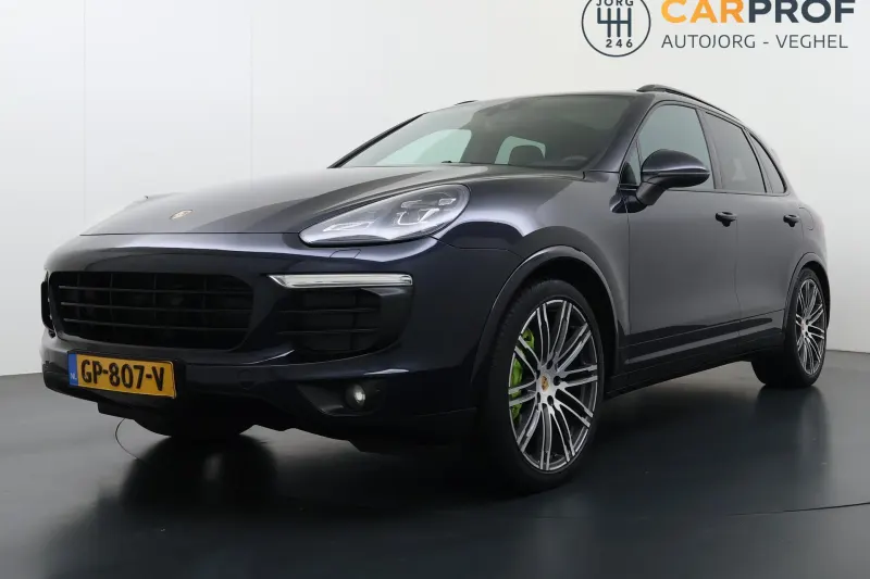 Porsche Cayenne (2015)