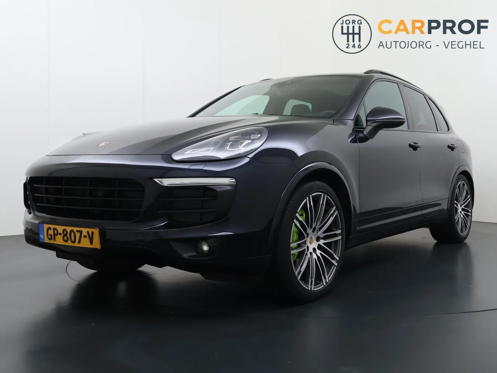 Porsche Cayenne (2015) — foto 1