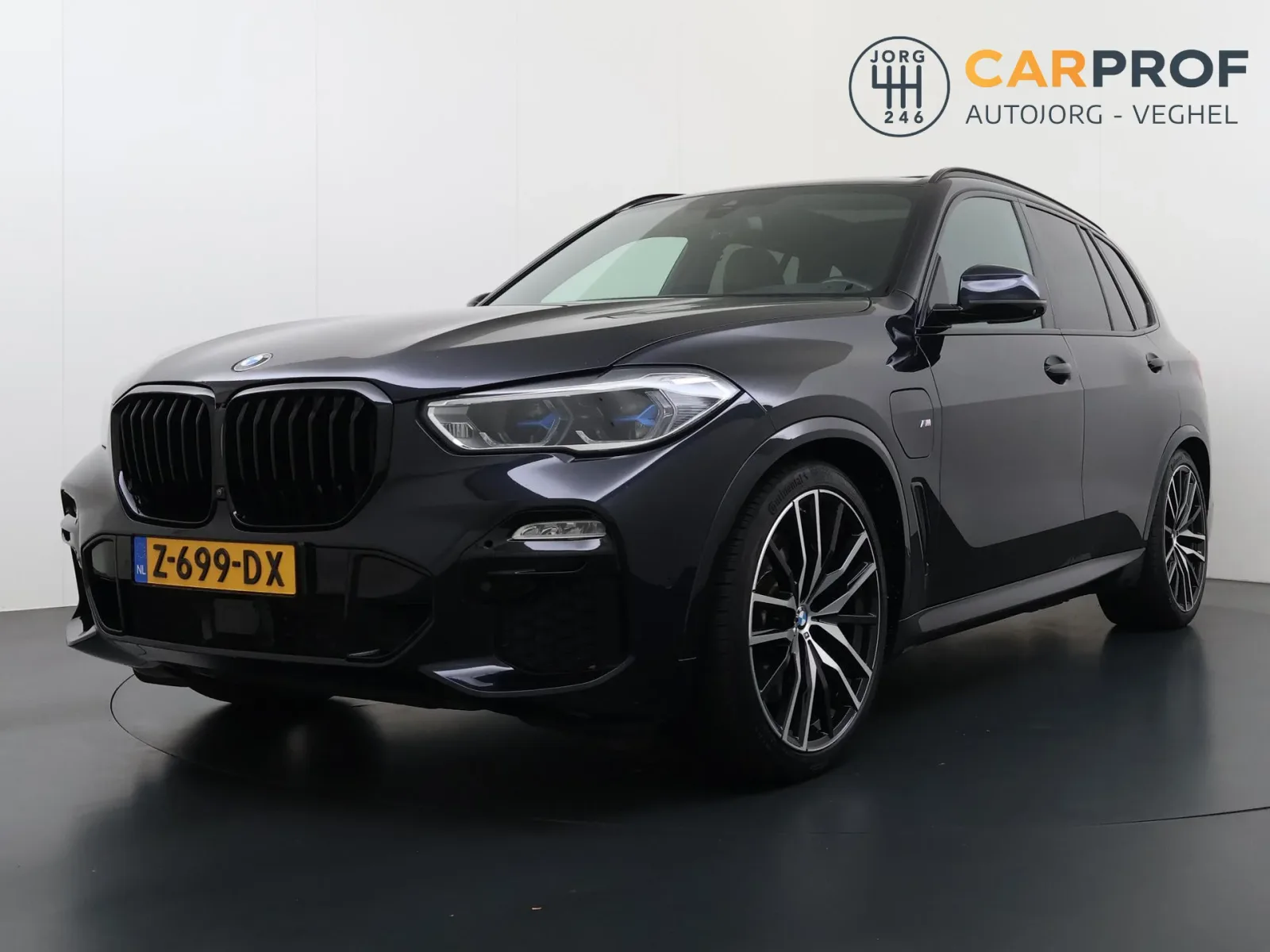BMW X5 (2020) — foto 1