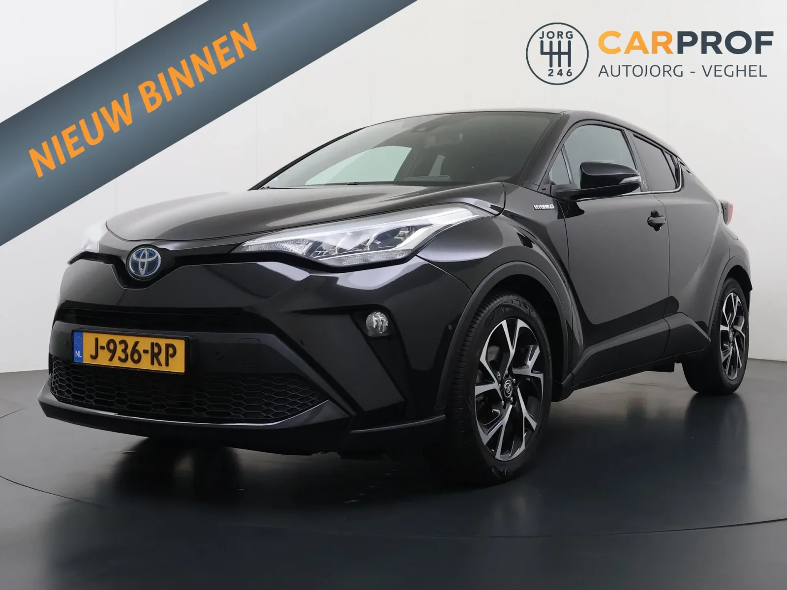 Toyota C-HR (2020) — foto 1