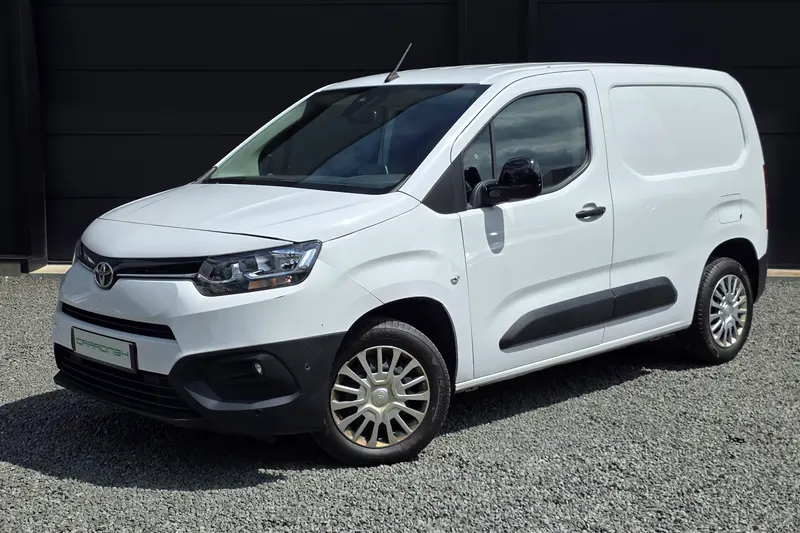 Toyota Proace (2023)