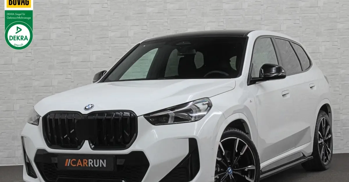 BMW iX1 (2023) — foto 1