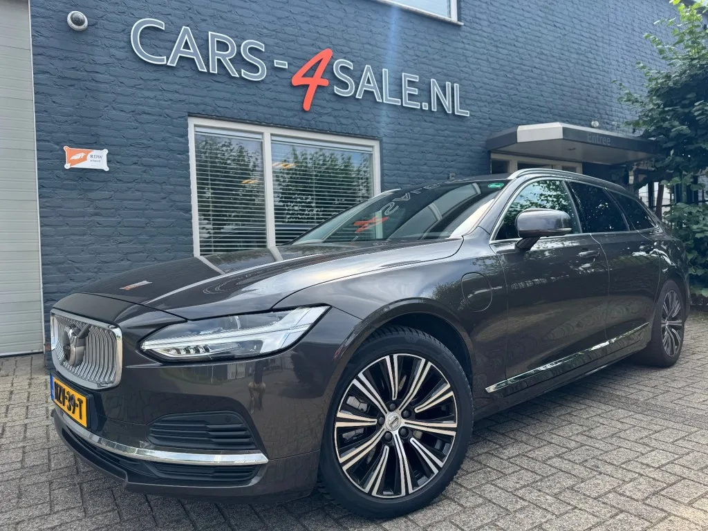 Volvo V90 (2021) — foto 1