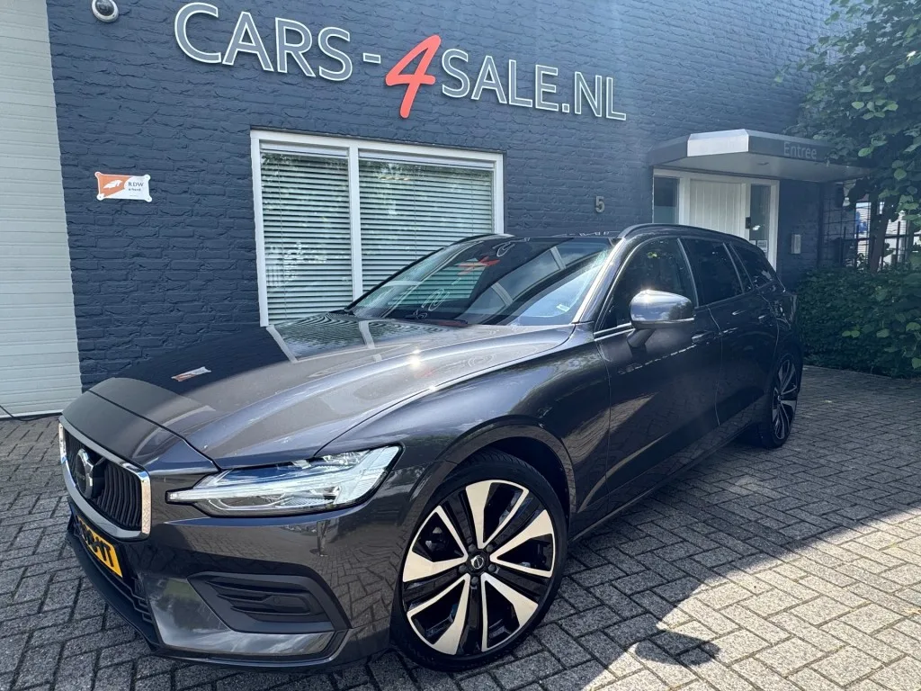 Volvo V60 (2024) — foto 1