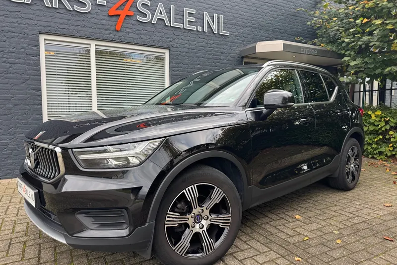 Volvo XC40 (2021)