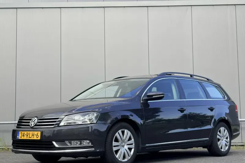 Volkswagen Passat (2011)