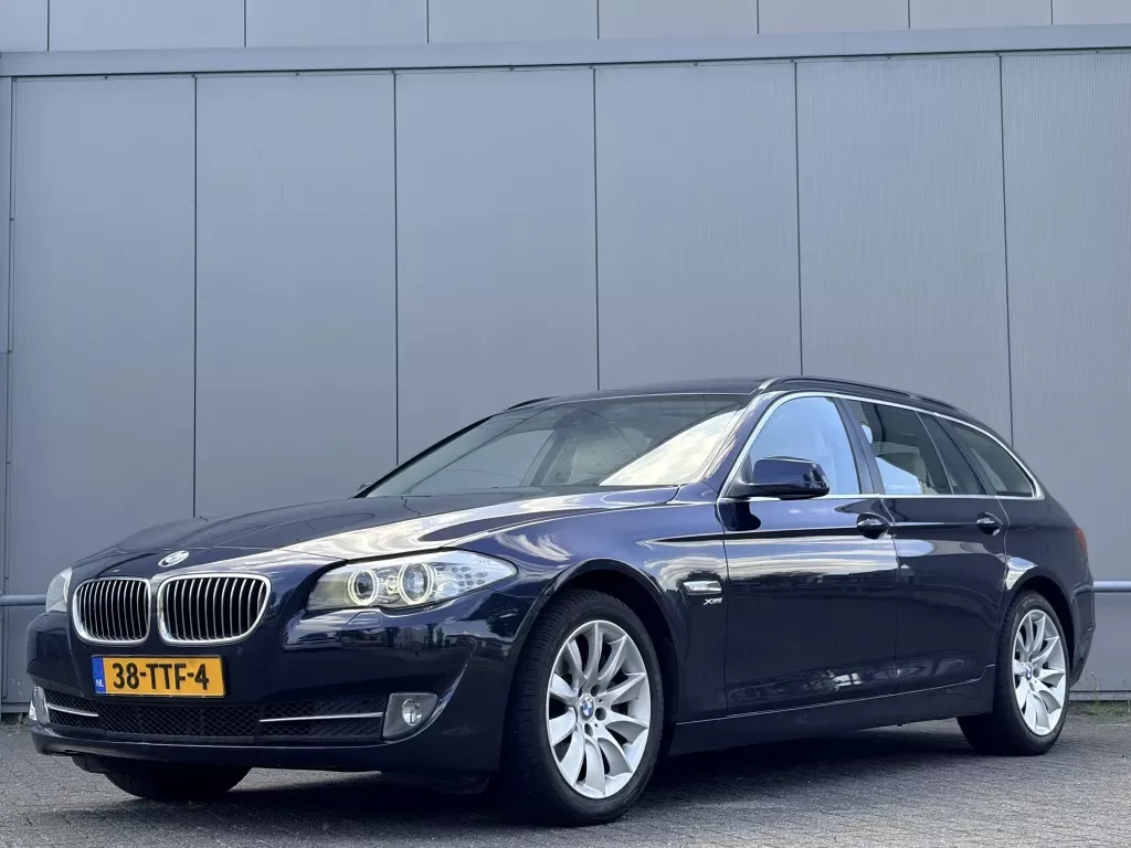 BMW 5-Serie (2012) — foto 1