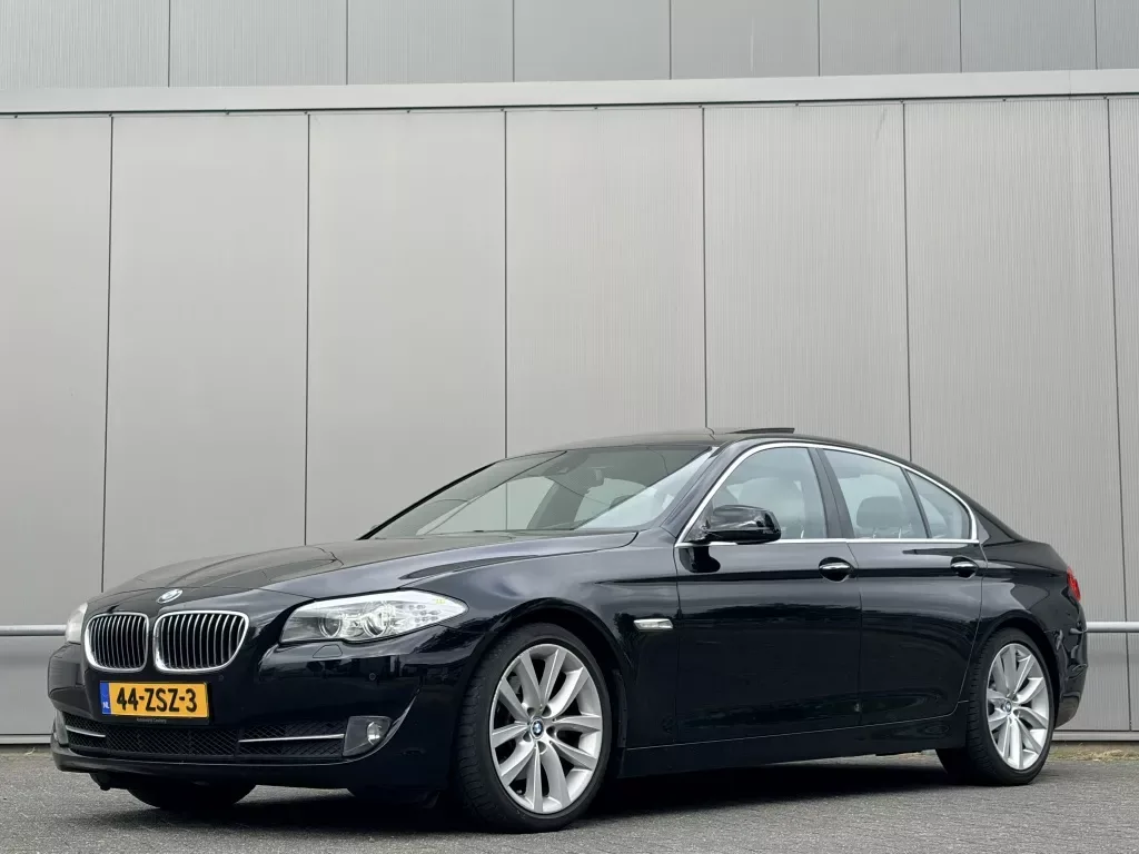BMW 5-Serie (2012) — foto 1
