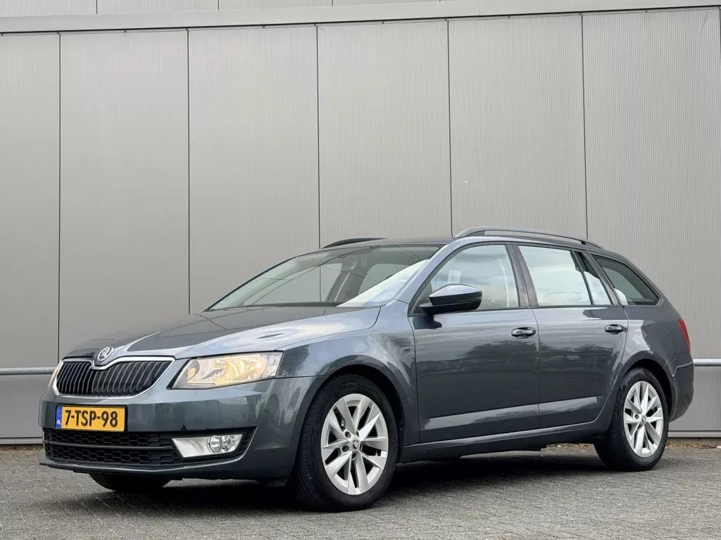 Škoda Octavia (2014) — foto 1
