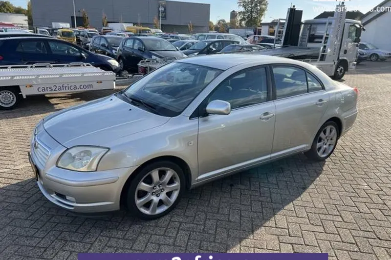 Toyota Avensis (2003)