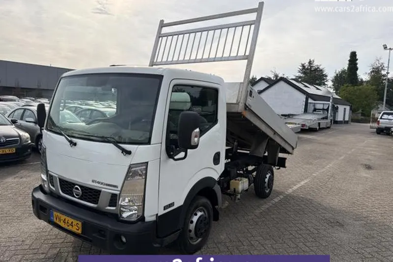 Nissan Cabstar (2015)