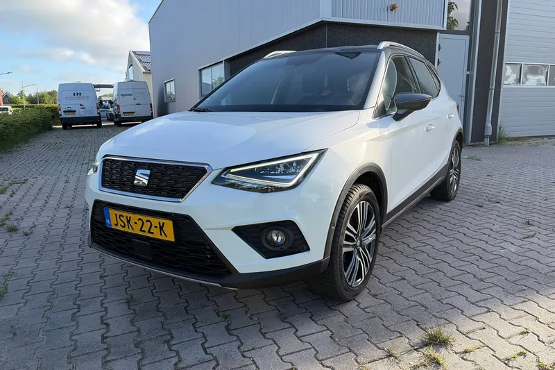 SEAT Arona (2017)