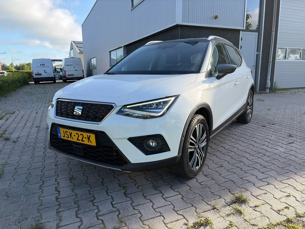SEAT Arona (2017) — foto 1