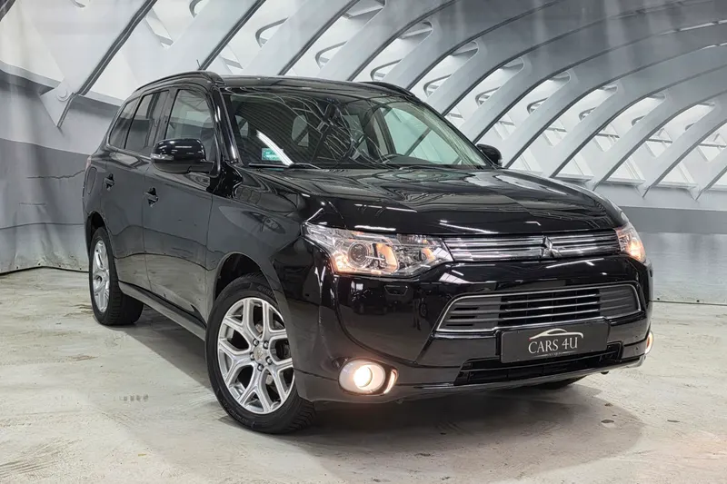 Mitsubishi Outlander (2014)