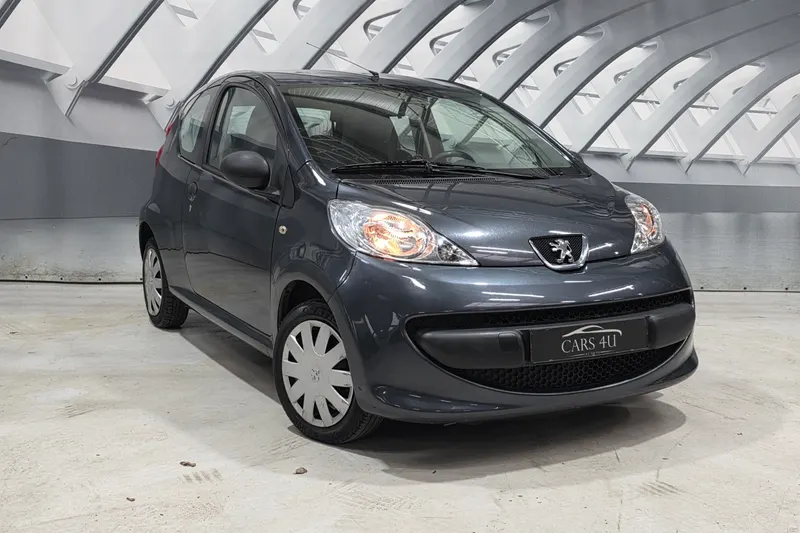 Peugeot 107 (2006)