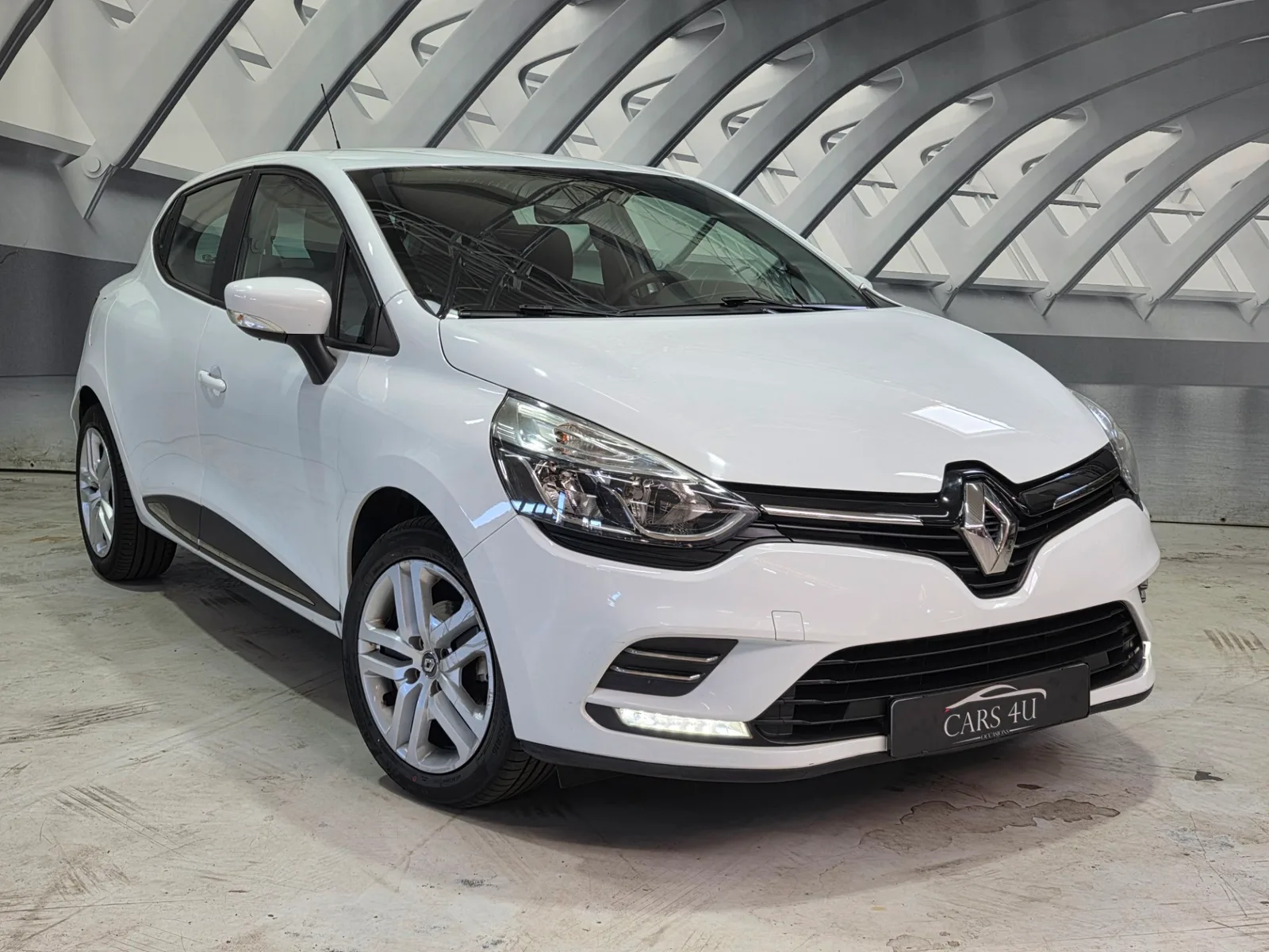 Renault Clio (2017) — foto 1