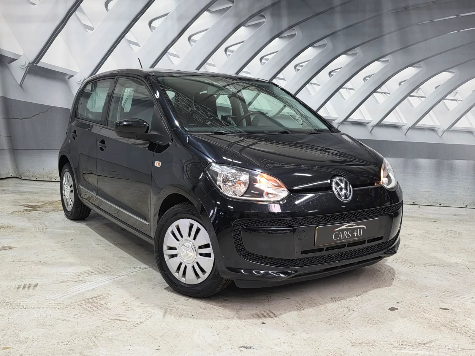 Volkswagen Up! (2014) — foto 1
