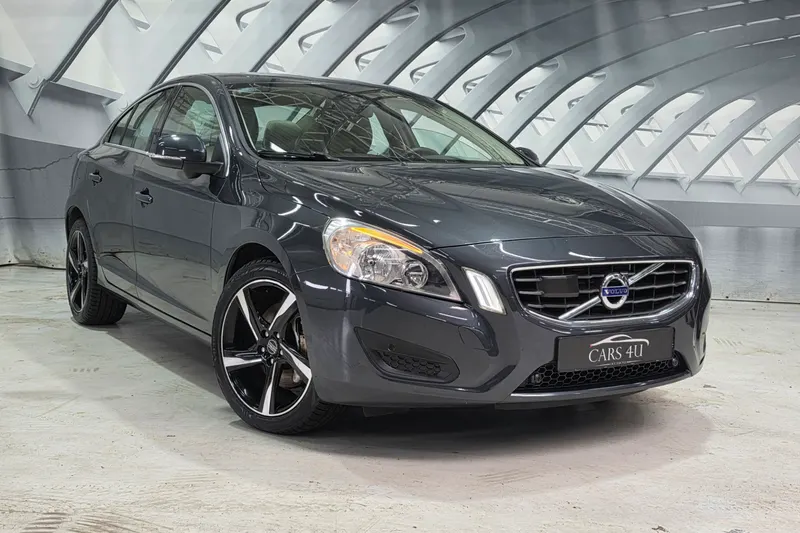 Volvo S60 (2010)