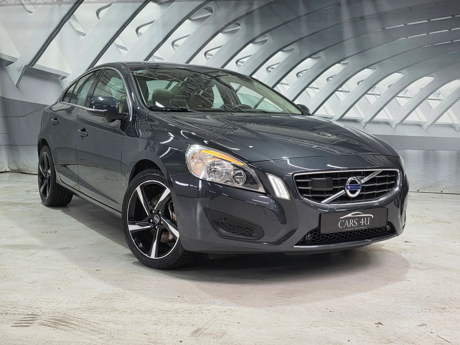 Volvo S60 (2010) — foto 1