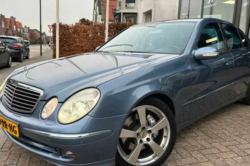 Mercedes-Benz E-Klasse (2005)