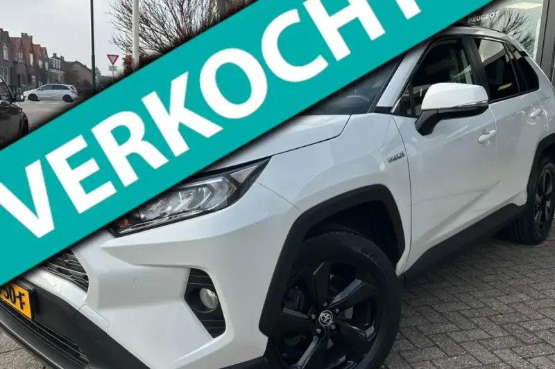 Toyota RAV4 (2021)