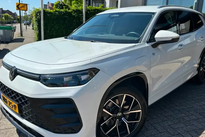 Volkswagen Tayron (2025)