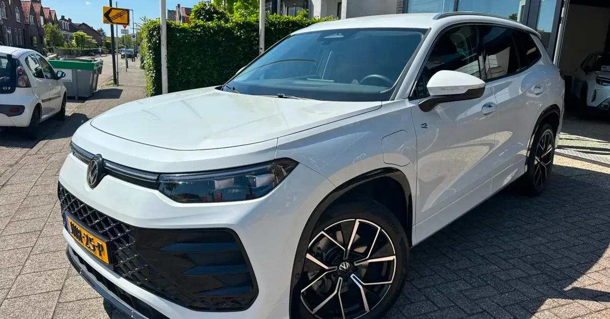 Volkswagen Tayron (2025) — foto 1