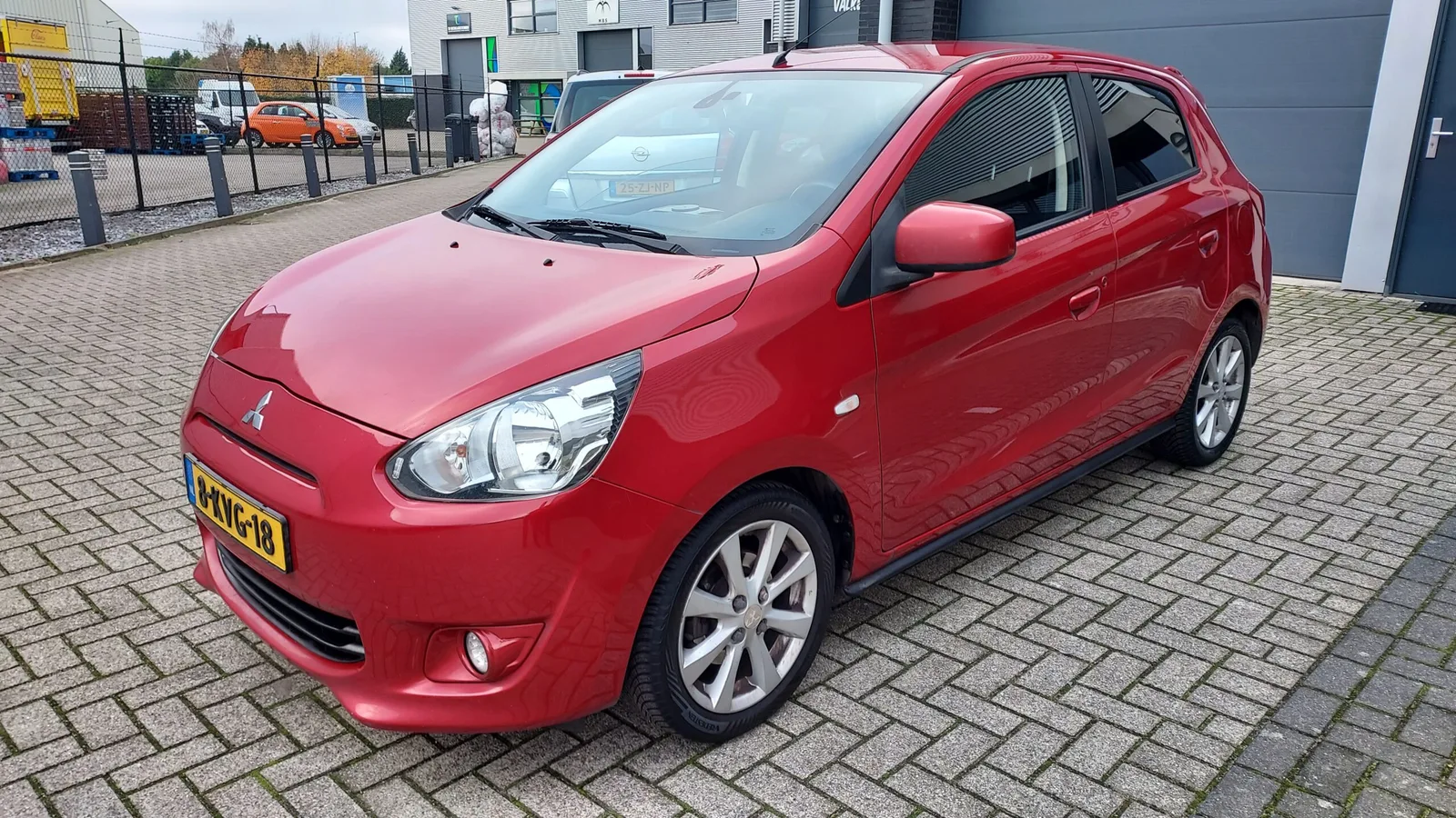 Mitsubishi Space Star (2013) — foto 1