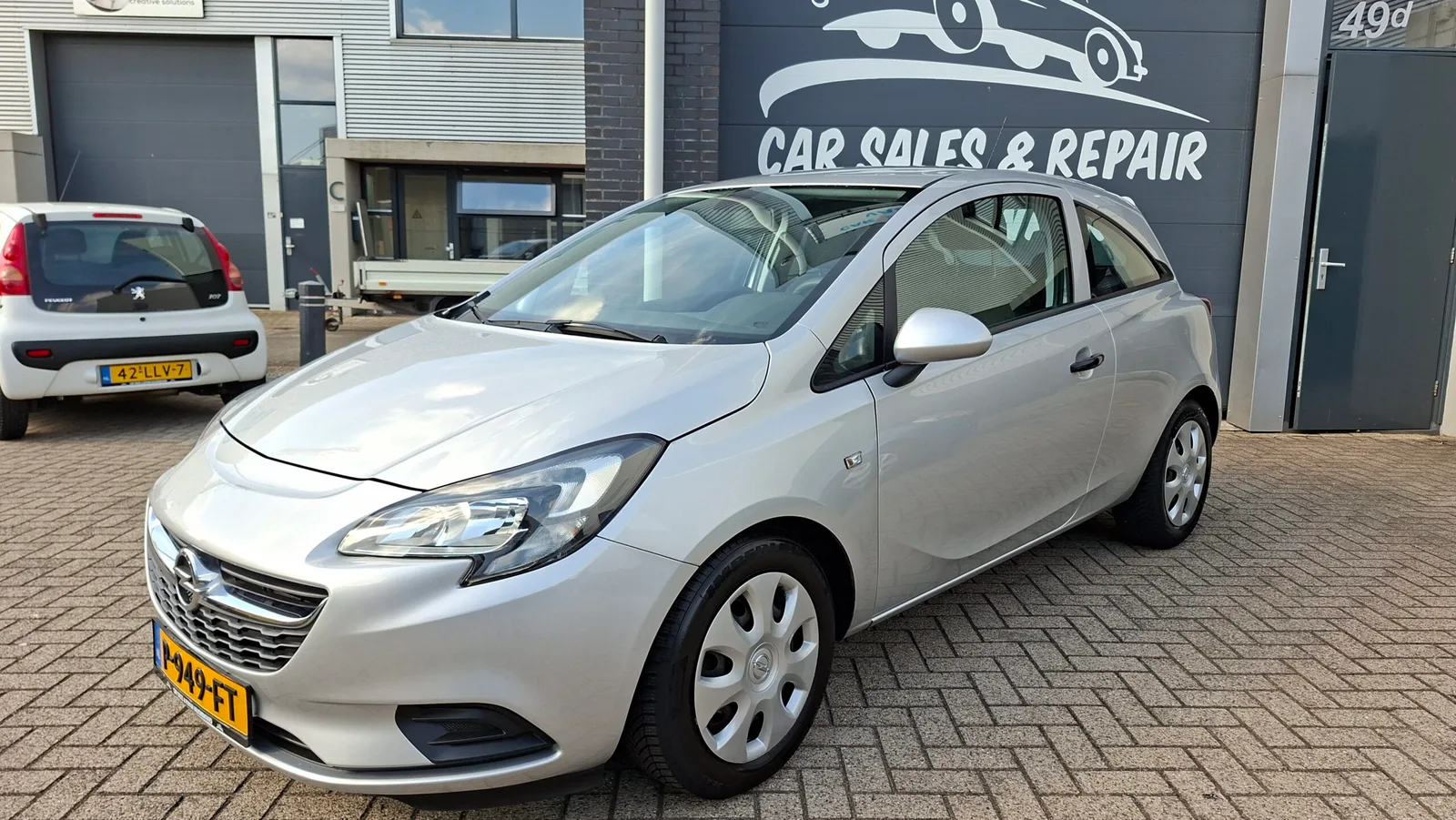 Opel Corsa (2010) — foto 1