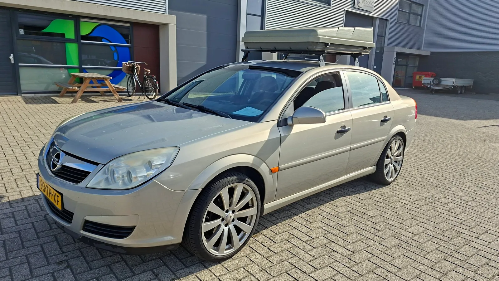 Opel Vectra (2006) — foto 1