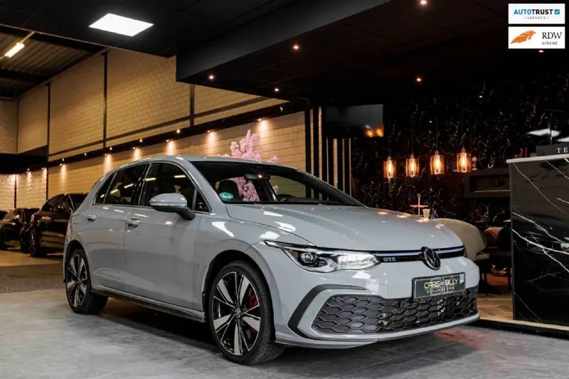 Volkswagen Golf (2020)