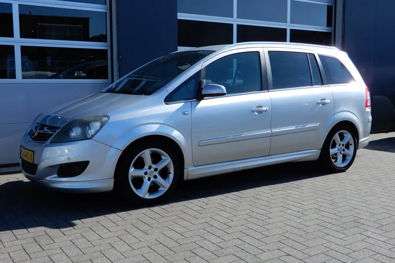 Opel Zafira (2009)