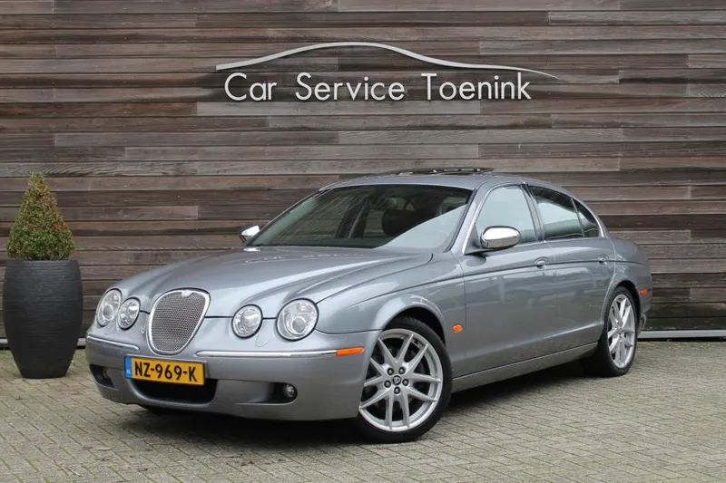 Jaguar S-Type (2007)