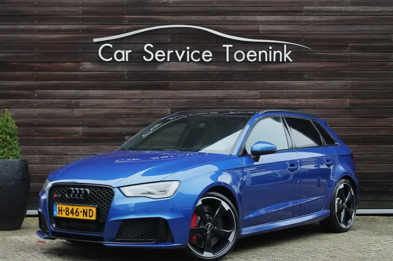 Audi RS3 (2016)